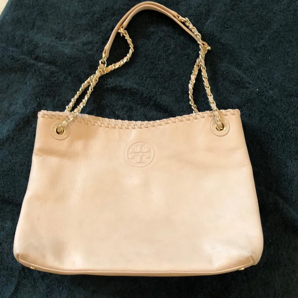 Tory Burch stamped logo, pebbled leather creamy pink braided top & chain handbag